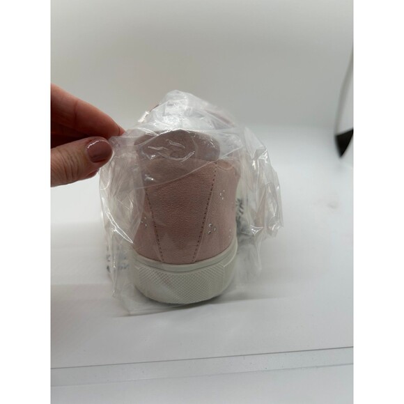 Issac Mizrahi size 6 pink fashion sneaker - Picture 5 of 5